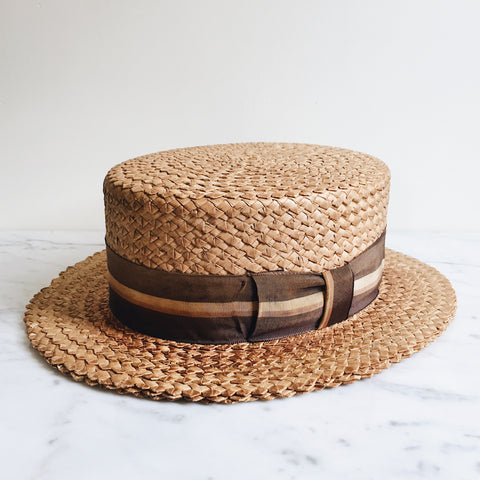 Vintage and antique collectible homeware fashion and  display picture 2