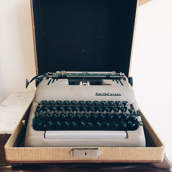 Vintage Smith Corona Super Silent Typewriter - Khaki/ Forest Green